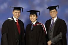 Minh Hien Nguyen (centre) with the Shenfield brothers