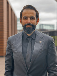 Portrait image of Dr Noman Abdulkhudhur