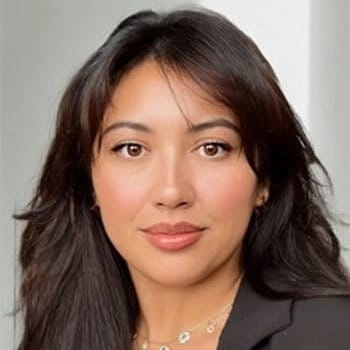 Portrait photograph of Siobhan O'neill