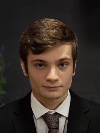 Portrait photo of Matteo